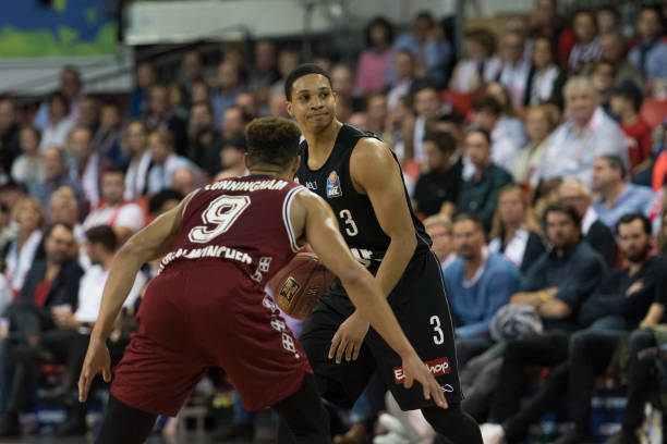 一层阴影 一层阴影